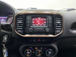 FIAT - TORO - 2016/2017 - Branca - R$ 101.990,00