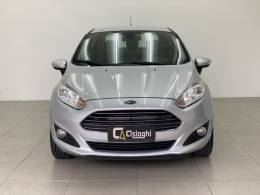 FORD - FIESTA - 2014/2015 - Prata - R$ 51.990,00