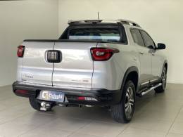 FIAT - TORO - 2017/2017 - Prata - R$ 99.990,00