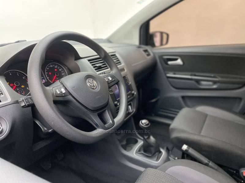 VOLKSWAGEN - FOX - 2018/2019 - Branca - R$ 63.990,00