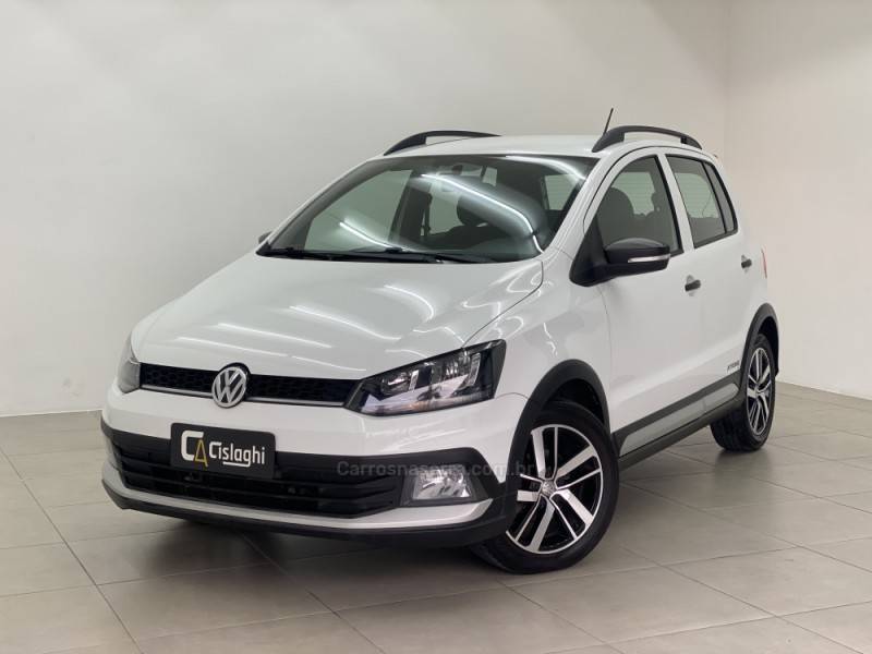 VOLKSWAGEN - FOX - 2018/2018 - Branca - R$ 61.990,00