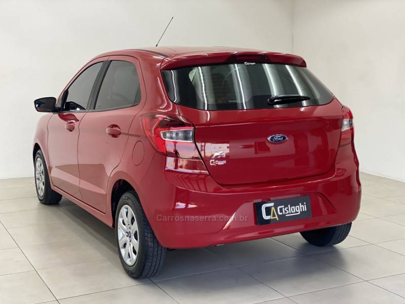 FORD - KA - 2015/2016 - Vermelha - R$ 42.990,00