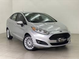 FORD - FIESTA - 2014/2015 - Prata - R$ 51.990,00