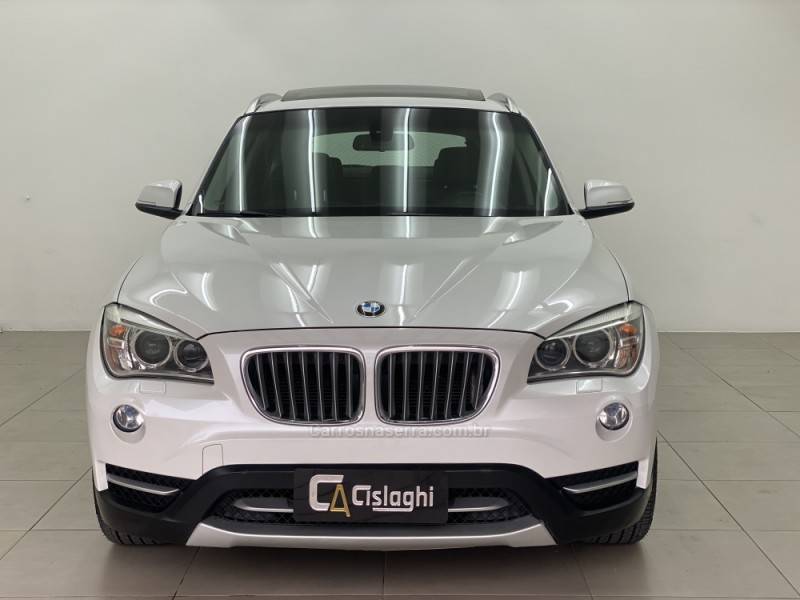 BMW - X1 - 2012/2013 - Branca - R$ 76.990,00