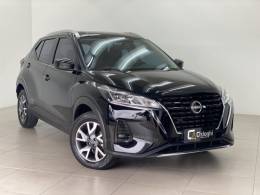 NISSAN - KICKS - 2022/2023 - Preta - R$ 105.990,00