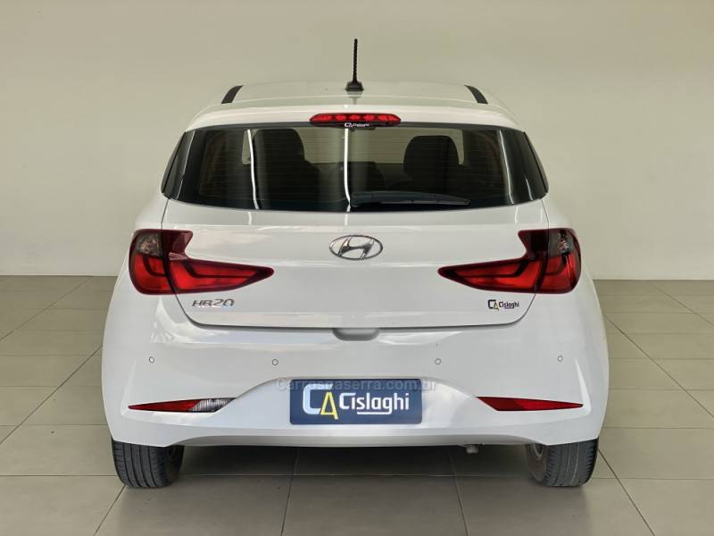 HYUNDAI - HB20 - 2019/2020 - Branca - R$ 66.990,00