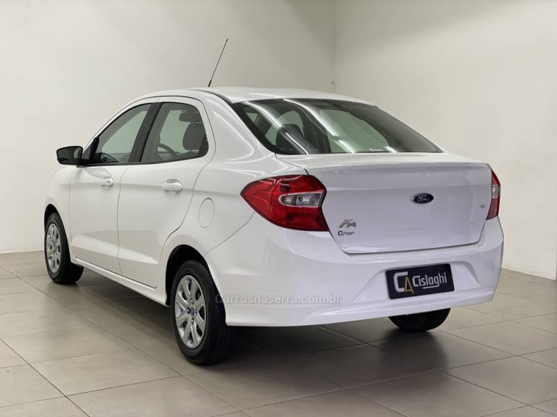 FORD - KA - 2017/2018 - Branca - R$ 52.990,00