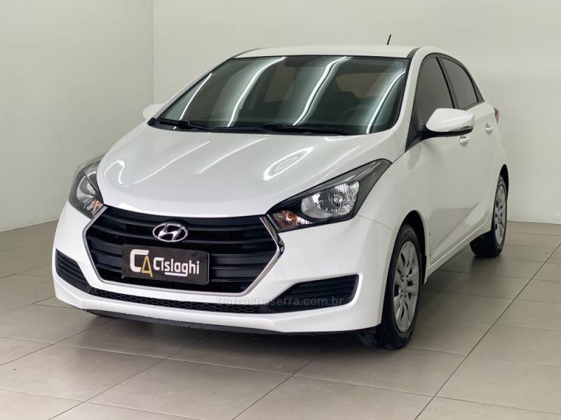 HYUNDAI - HB20 - 2017/2018 - Branca - R$ 56.990,00