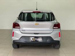 CHEVROLET - ONIX - 2020/2021 - Prata - R$ 66.990,00