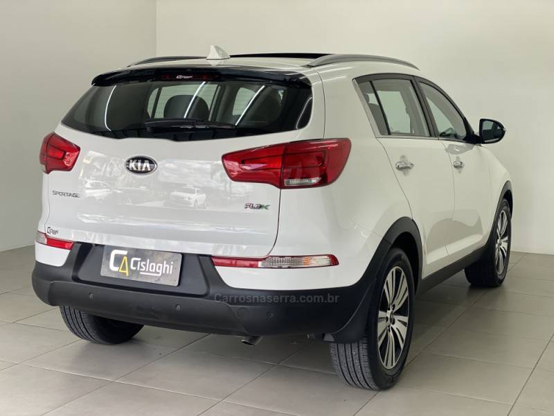 KIA MOTORS - SPORTAGE - 2015/2015 - Branca - R$ 90.990,00