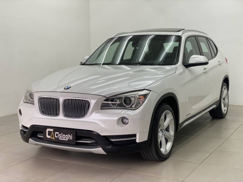 BMW - X1 - 2012/2013 - Branca - R$ 76.990,00