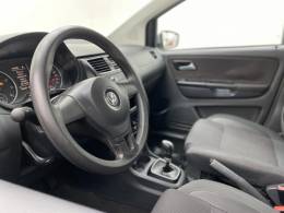 VOLKSWAGEN - FOX - 2010/2011 - Prata - R$ 37.990,00