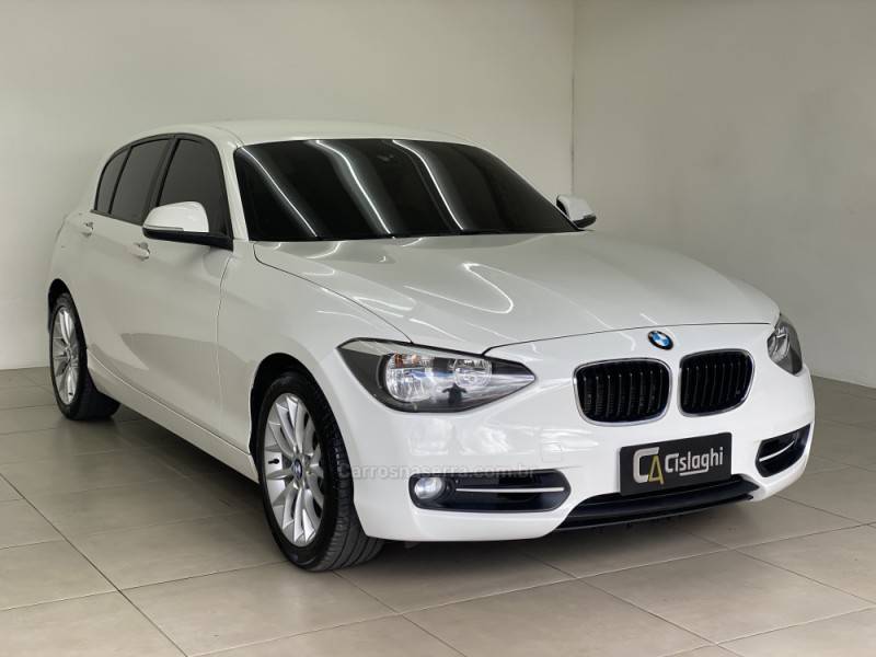 BMW - 118I - 2011/2012 - Branca - R$ 62.990,00