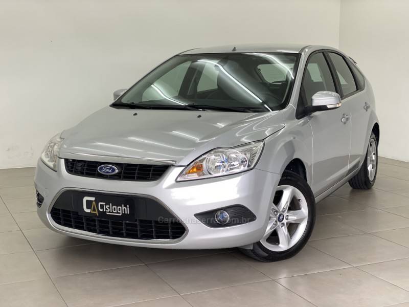 FORD - FOCUS - 2012/2012 - Prata - R$ 46.490,00