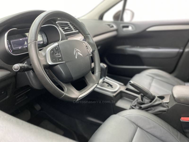 CITROËN - C4 LOUNGE - 2019/2019 - Vermelha - R$ 82.990,00