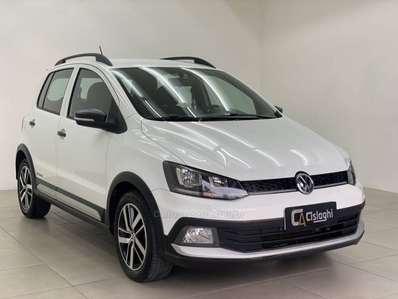 VOLKSWAGEN - FOX - 2018/2018 - Branca - R$ 61.990,00