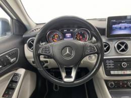 MERCEDES-BENZ - GLA 200 - 2018/2019 - Branca - R$ 159.990,00