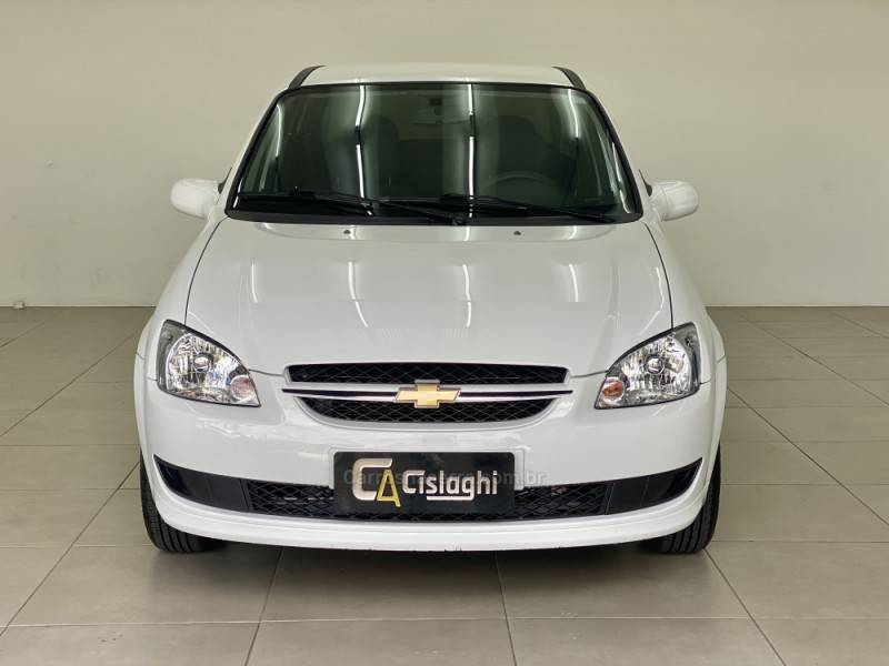 CHEVROLET - CLASSIC - 2014/2015 - Branca - R$ 39.990,00