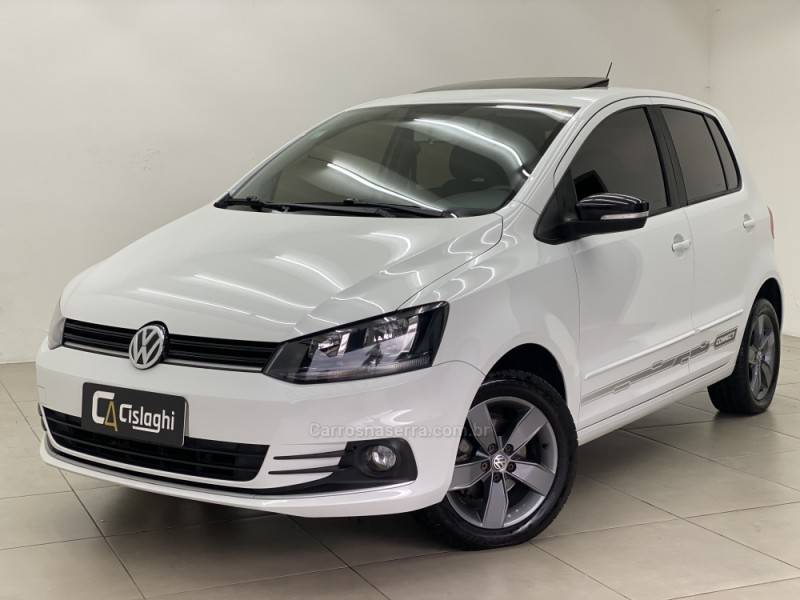 VOLKSWAGEN - FOX - 2018/2019 - Branca - R$ 63.990,00