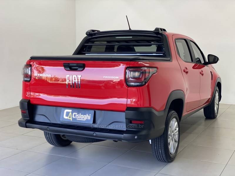 FIAT - STRADA - 2021/2021 - Vermelha - R$ 89.990,00