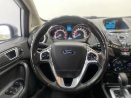 FORD - FIESTA - 2014/2015 - Prata - R$ 51.990,00