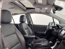 CHEVROLET - TRACKER - 2018/2018 - Branca - R$ 94.990,00