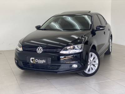 VOLKSWAGEN - JETTA - 2014/2014 - Preta - R$ 68.990,00