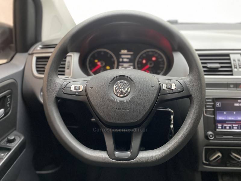 VOLKSWAGEN - FOX - 2018/2019 - Branca - R$ 63.990,00