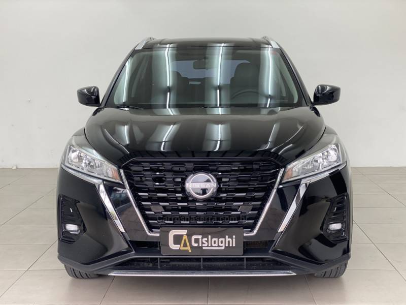 NISSAN - KICKS - 2022/2023 - Preta - R$ 105.990,00