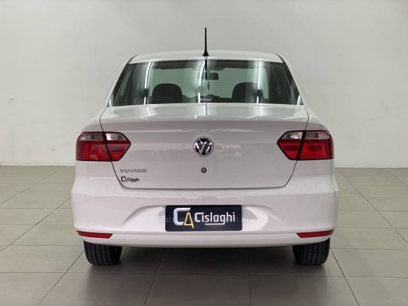 VOLKSWAGEN - VOYAGE - 2020/2020 - Branca - R$ 55.990,00