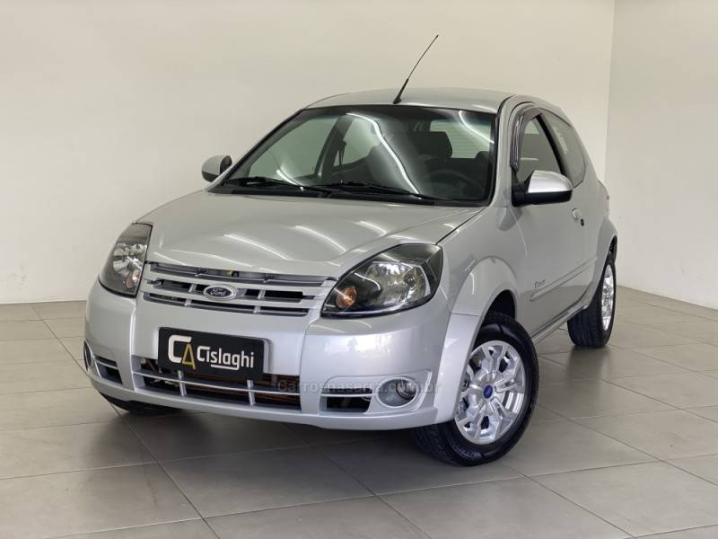 FORD - KA - 2008/2009 - Prata - R$ 26.990,00