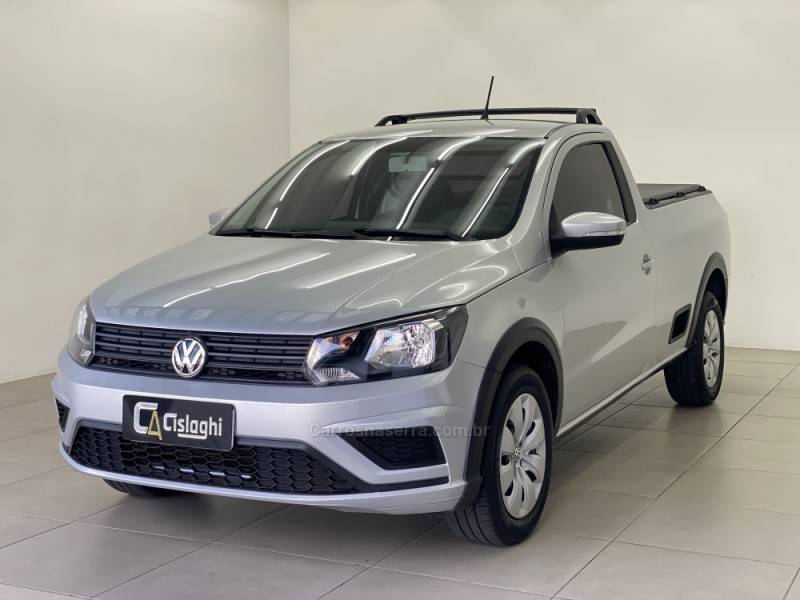 VOLKSWAGEN - SAVEIRO - 2017/2018 - Prata - R$ 60.990,00