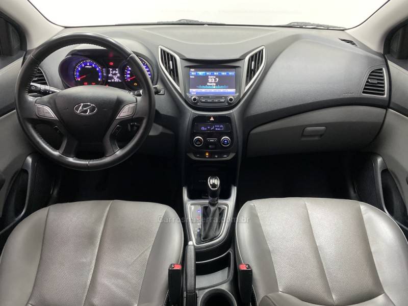 HYUNDAI - HB20S - 2017/2017 - Cinza - R$ 65.990,00