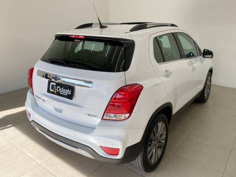 CHEVROLET - TRACKER - 2018/2018 - Branca - R$ 94.990,00